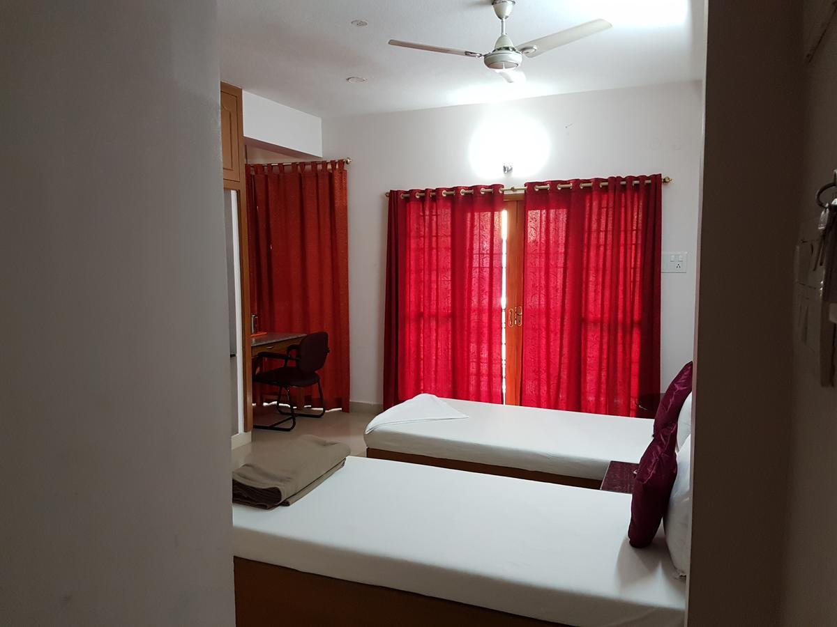 Bed and Breakfast Orchid Serenity Chennai Exterior foto